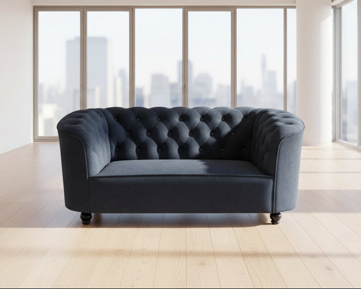 Gorgeous 2 Seater Couch
