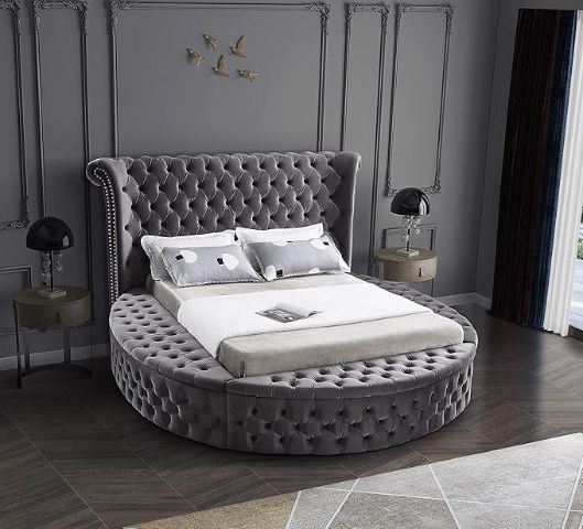 Sleigh Bed 8