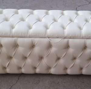 Queen Tuffed Kist Leather